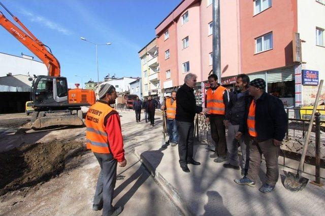 Başkan Memiş Çalışma Alanlarını Gezdi