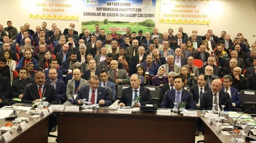 Artvin&rsquo;de Hayvancılık Sekt&ouml;r&uuml;n&uuml;n Sorunları Ve &Ccedil;&ouml;z&uuml;m &Ouml;nerileri Konuşuldu