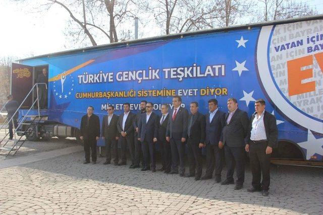 &rsquo;sinevizyon Tırı&rsquo; Evet İ&ccedil;in Geziyor 1
