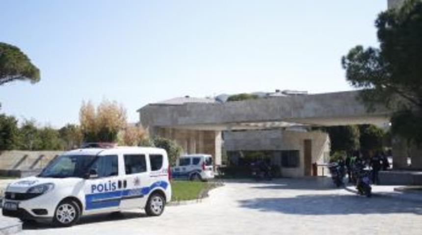 Antalya&rsquo;daki 3&rsquo;l&uuml; Zirve Sona Erdi