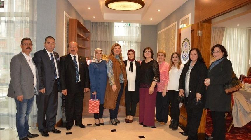 Meso&rsquo;dan Kadın &Uuml;yelerine Kahvaltı