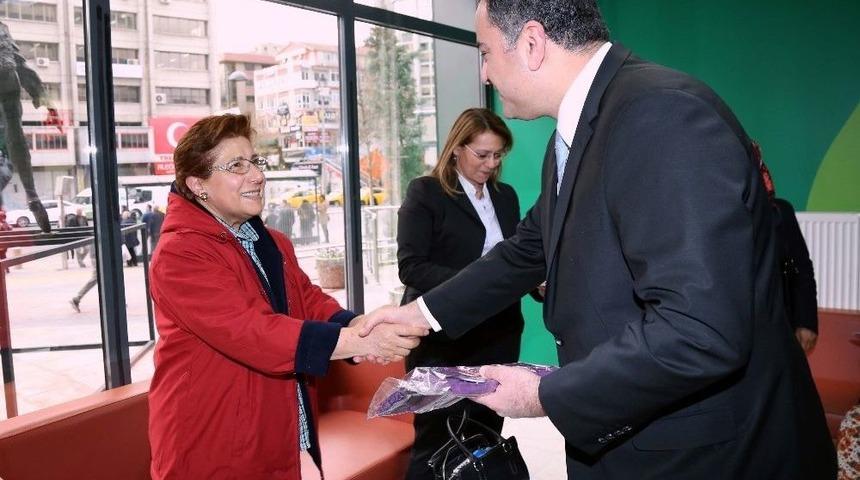 &Ccedil;ankaya Belediye Başkanı Alper Taşdelen&rsquo;den Kadınlara Armağan