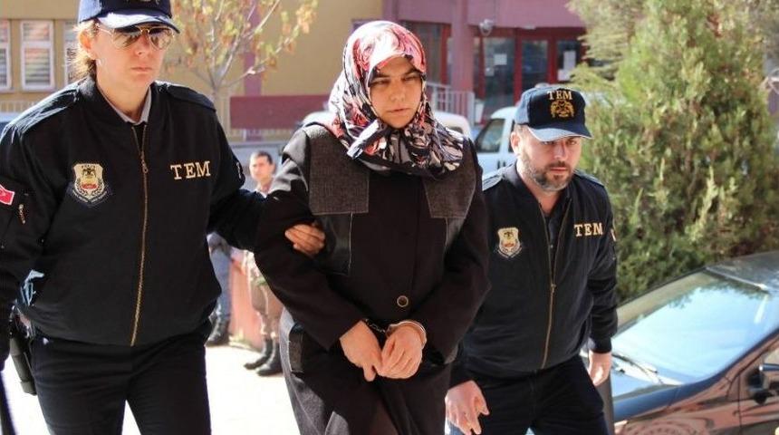 Adil &Ouml;ks&uuml;z&rsquo;&uuml;n Yengesi Adliyede