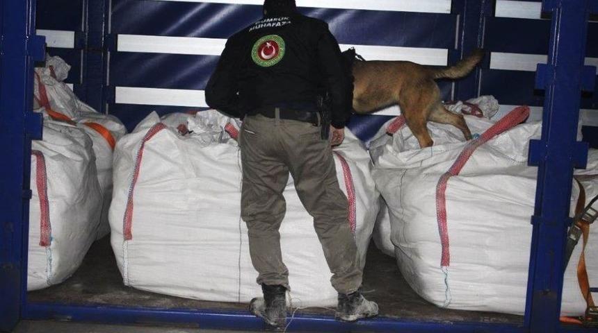 G&uuml;rbulak Sınır Kapısı&rsquo;nda Bir Ayda Yaklaşık 1 Ton Eroin Ele Ge&ccedil;irildi