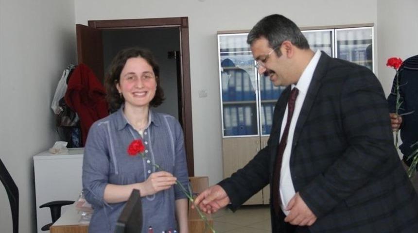 8 Mart D&uuml;nya Kadınlar G&uuml;n&uuml;