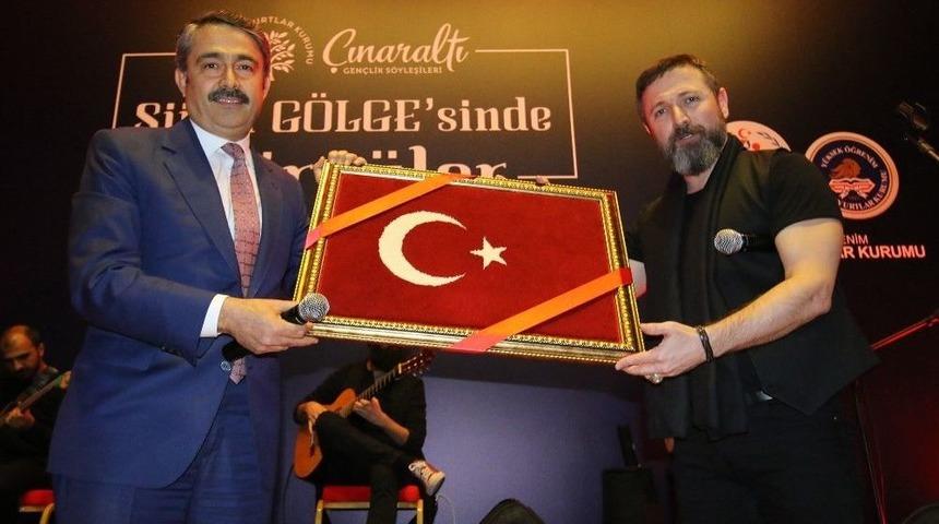 Kyk Adana&rsquo;dan &Uuml;niversiteli Gen&ccedil;lere T&uuml;rk&uuml; Ve Şiir Dinletisi