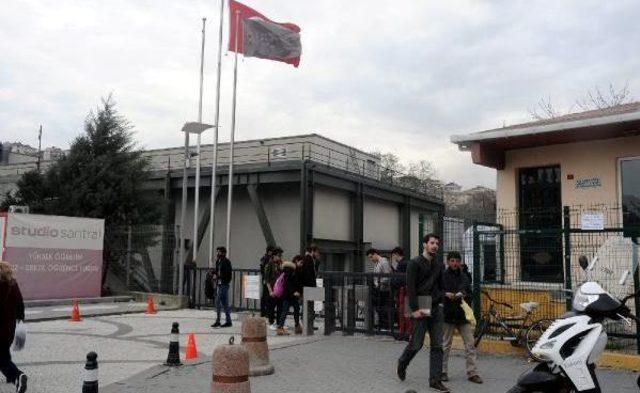 Bilgi Üniversitesi'nde Olay  (1)