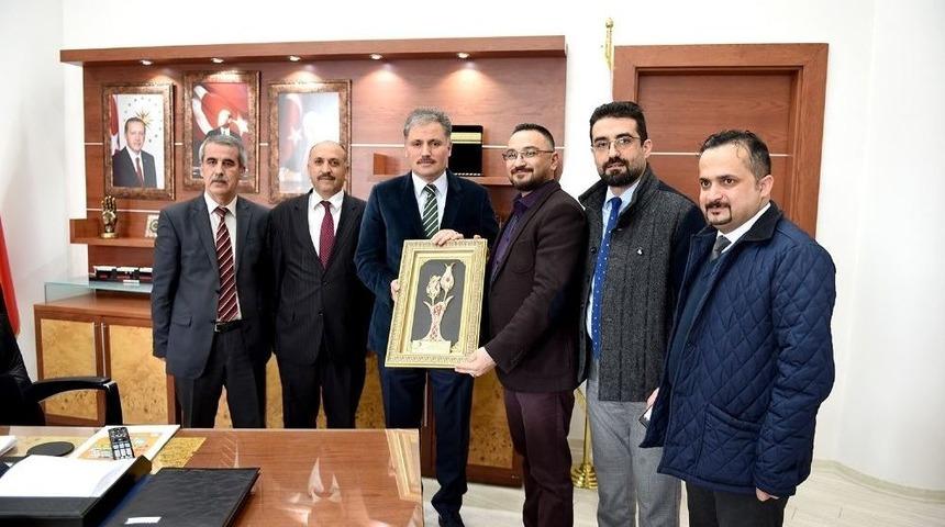 Kızılay Malatya Şubesinden Başkan &Ccedil;akır&rsquo;a Ziyaret