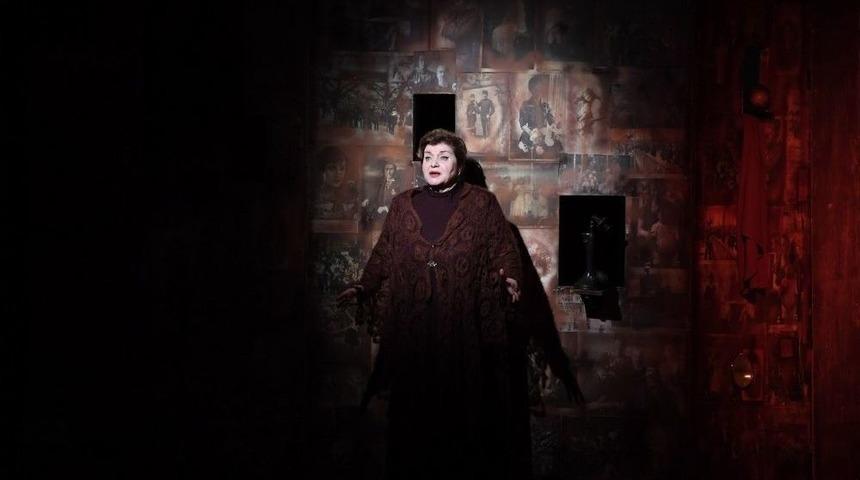 &ldquo;mustafa Kemal&rsquo;le Bin G&uuml;n Latife&rdquo; Konyaaltı&rsquo;nda