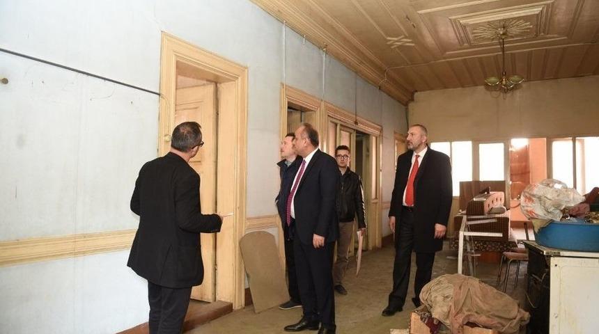 Başkan Babaş, Keskinler Konağını Ziyaret Etti