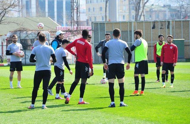 Samsunspor Bir İlkin Daha Peşinde