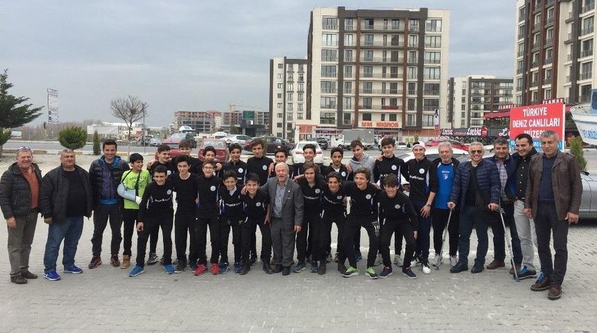 Gen&ccedil; Şampiyonlara Balık Dopingi