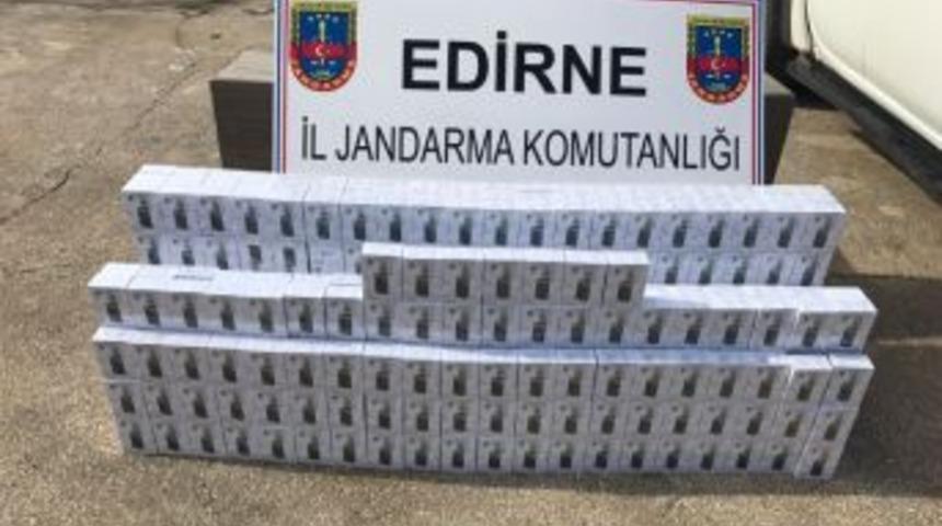 Bin Adet Piyasaya S&uuml;r&uuml;lecekti, Jandarma Engel Oldu