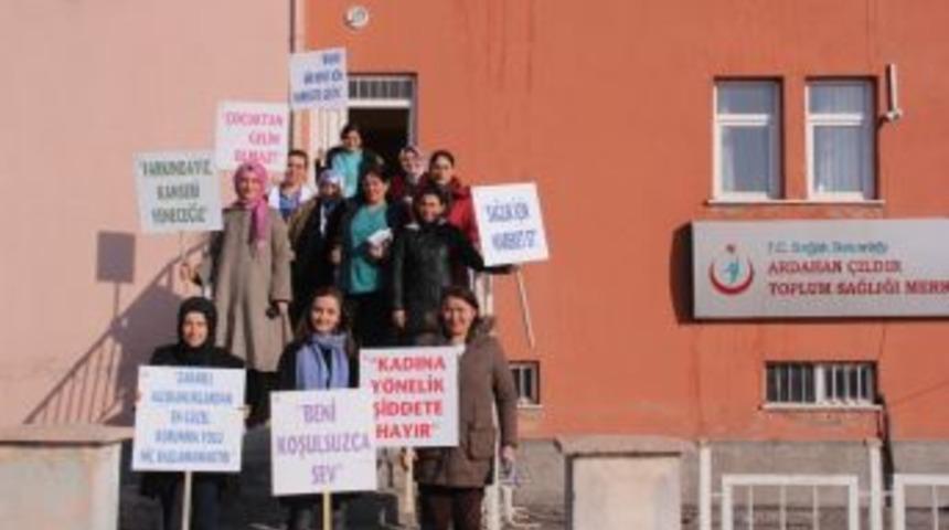 &Ccedil;ıldırlı Kadınlardan 8 Mart Y&uuml;r&uuml;y&uuml;ş&uuml;