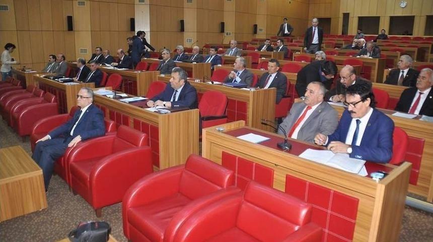 İl Genel Meclisinde Referandum Gerginliği