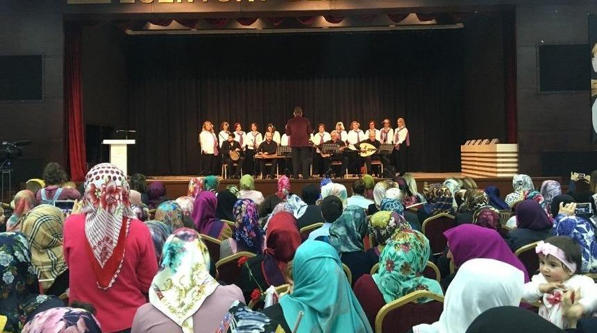 Esenyurt&rsquo;ta Kadınlara &Ouml;zel Panel D&uuml;zenlendi