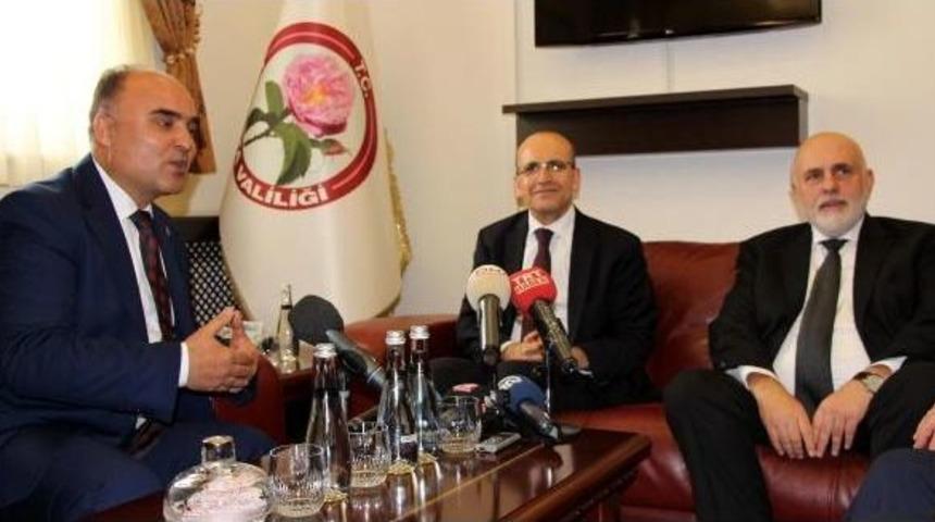 Mehmet Şimşek: Almanya'ya Yakışan Bir Tavır Değil