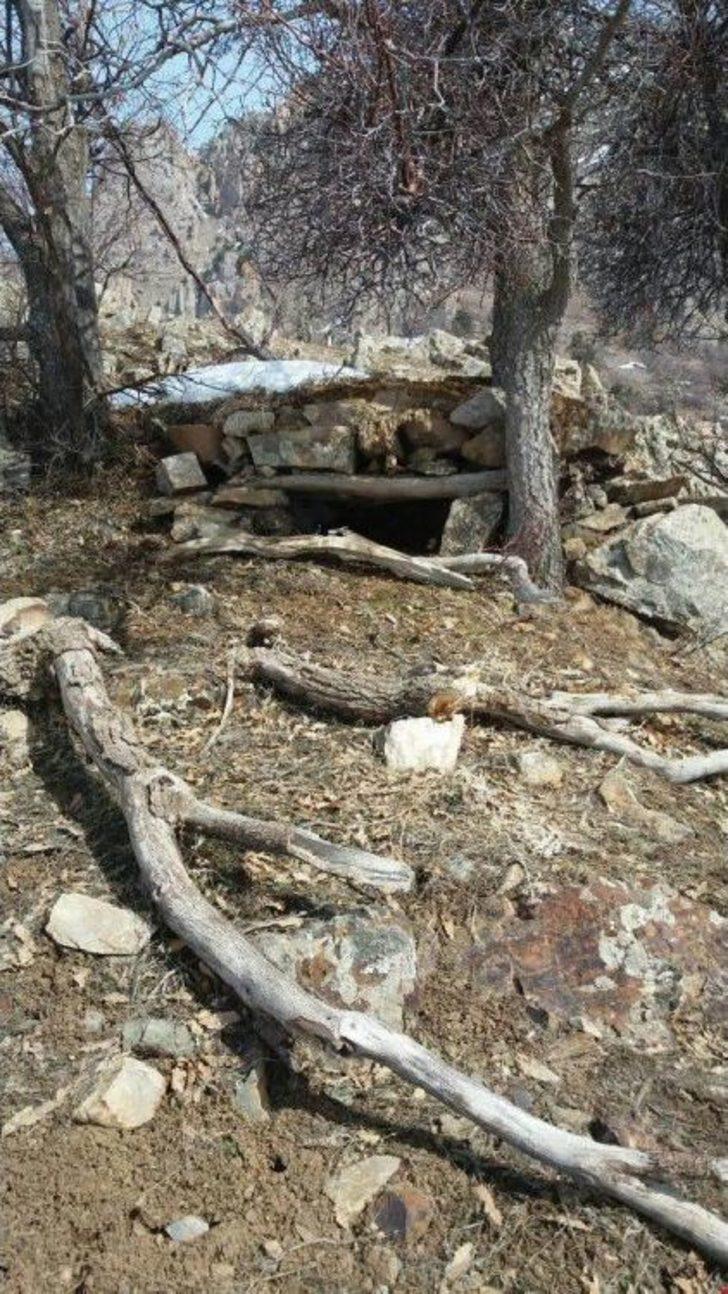 Hakkari'de Pkk Sığınağında Mühimmat Ve Yaşam Malzemesi Ele Geçirildi G1