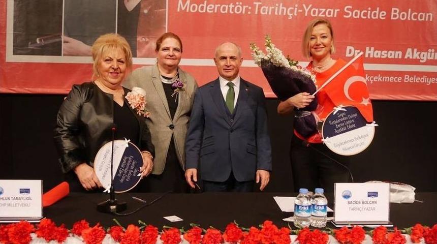 Berna La&ccedil;in: &ldquo;kadının Bin &Ouml;mr&uuml; De Olsa Hepsini Atat&uuml;rk&rsquo;e Bor&ccedil;lu&rdquo;