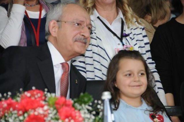 Kemal Kılıçdaroğlu, El Bab Şehidinin Ailesini Ziyaret Etti (2)