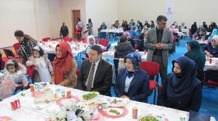 Ağrı Valisi Işın, "annemi &Ccedil;ok &Ouml;zledim" Derken Ağladı