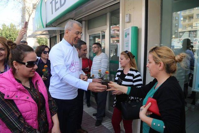 Mezitli Belediyesi’nden 8 Mart’ta 8 Kadına 8 Bisiklet, Kadın Personele Yarım Gün İzin