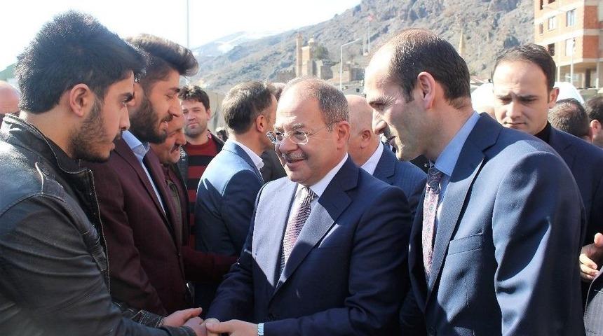 Sağlık Bakanı Recep Akdağ, İspir&rsquo;de Coşkuyla Karşılandı