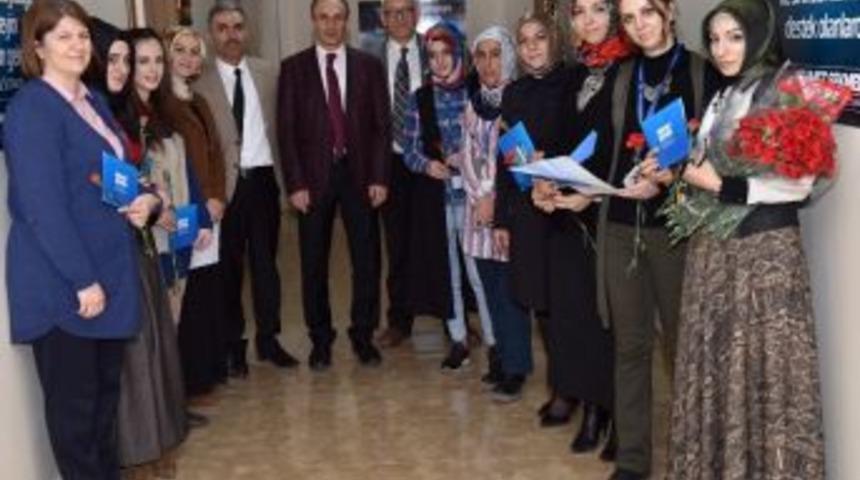 Başkan Sekmen&rsquo;den Personeline 8 Mart Jesti