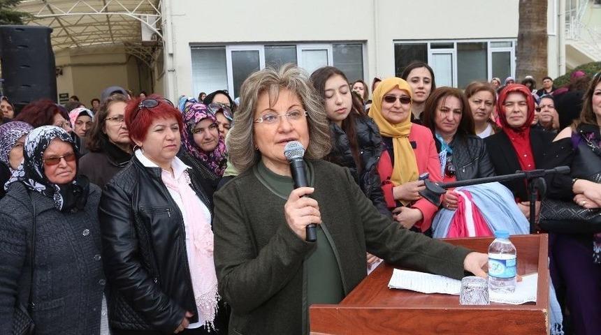 Başkan Zolan 8 Mart Dolayısıyla Kadınlarla Bir Araya Geldi