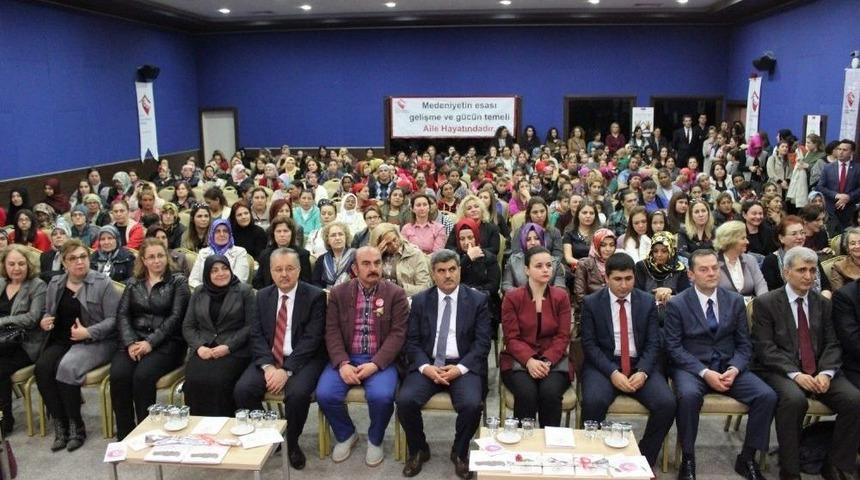 Edirne Valisi G&uuml;nay &Ouml;zdemir: "kadın Haklarında Edirne En &Ouml;nde İller Arasında"