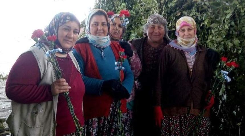 Başkan &Ccedil;er&ccedil;ioğlu Emek&ccedil;i Kadınları Unutmadı