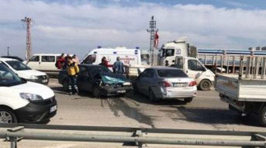 Samsun&rsquo;da Trafik Kazası: 3 Yaralı