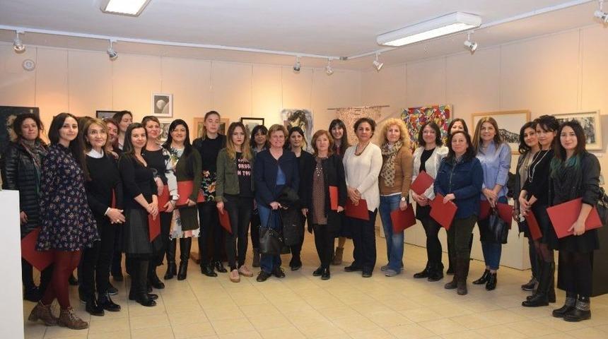 Anadolu &Uuml;niversitesi&rsquo;nde Kadınlar G&uuml;n&uuml; Sergisi