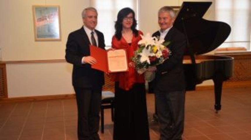 "m&uuml;ze&rsquo;de M&uuml;zik"te Piyano Resitali