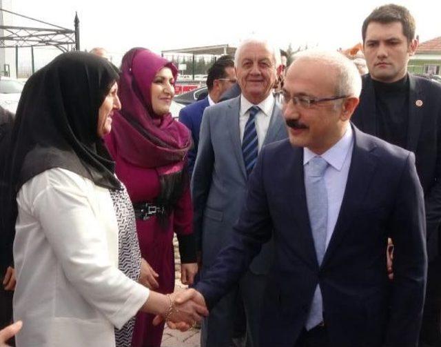 Bakan Elvan: Kılıçdaroğlu Neye 'hayır' Dediğini Bilmiyor (2)