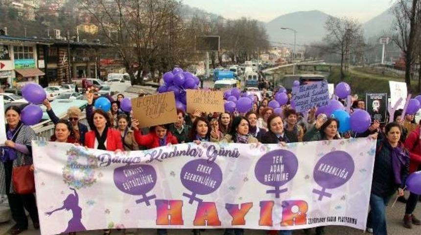 Zonguldak'ta Kadınlar Y&uuml;r&uuml;d&uuml;