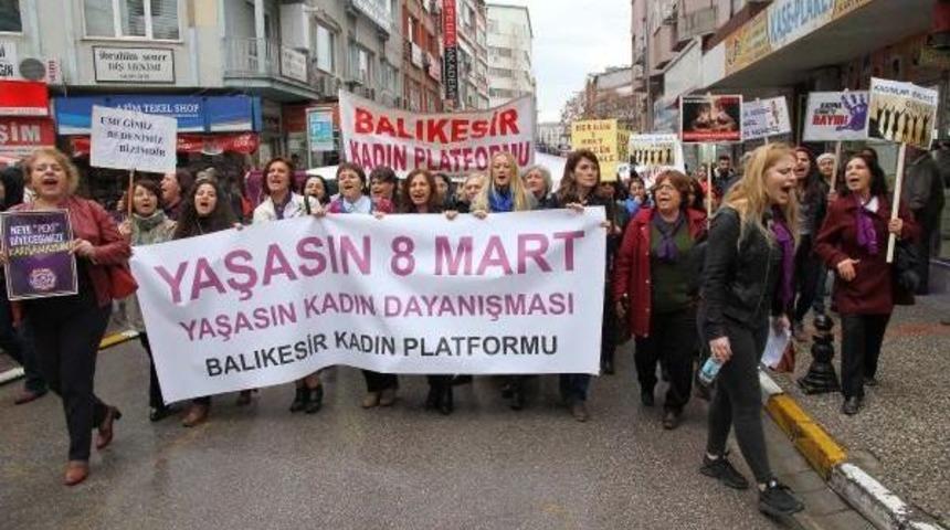 Balıkesirli Kadınlardan Harmandalı