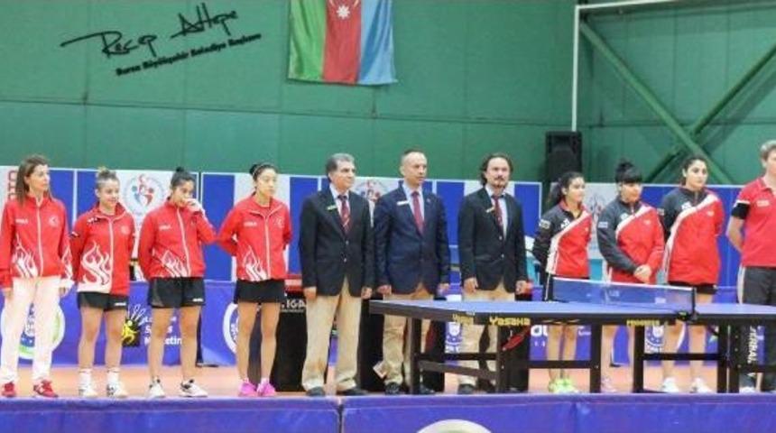 T&uuml;rkiye Kadın A Milli Masa Tenisi Takımı Azerbeycan&rsquo;I 3-0 Yendi