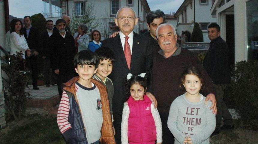 Kılı&ccedil;daroğlu&rsquo;nda Eski İl Başkanı Gedikli&rsquo;nin Ailesine Başsağlığı Ziyareti