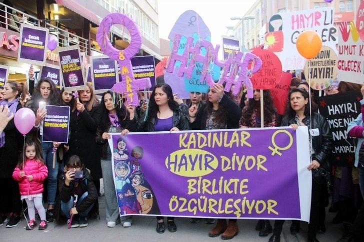 Kadınlardan “şiddete Hayır” Eylemi G5