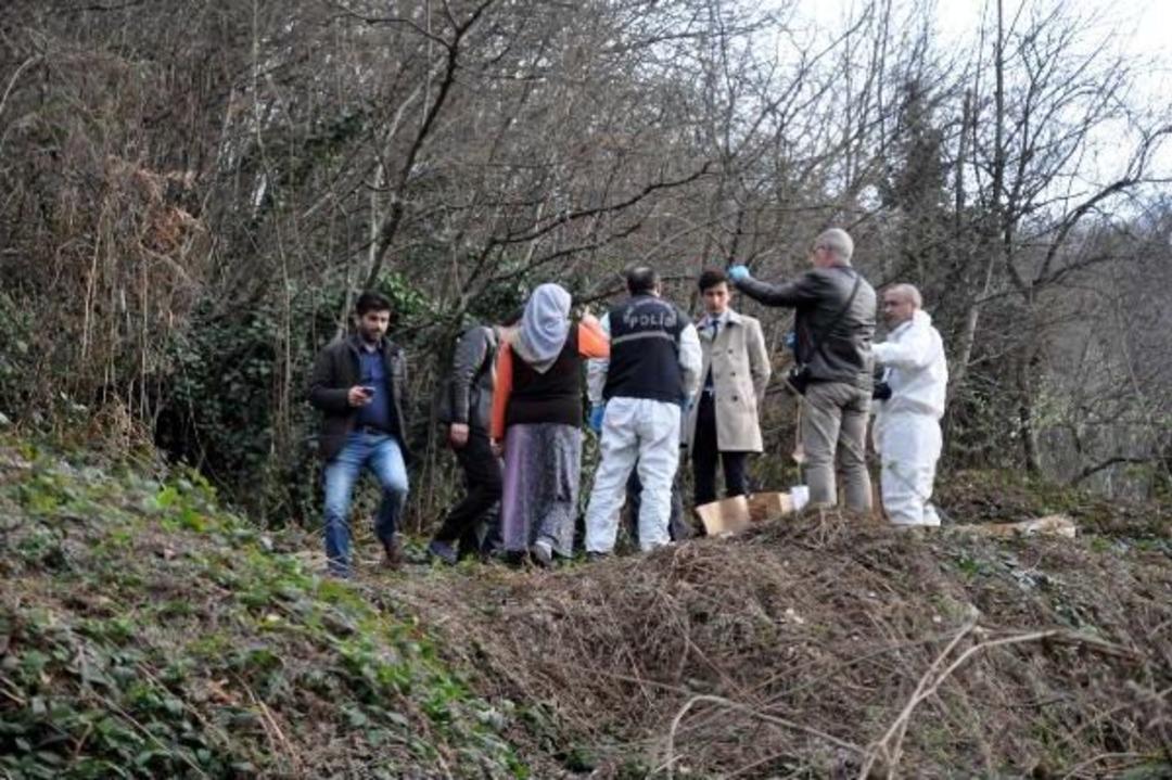 Zılbıt Toplamaya Giden Kadın, Insan Kemikleri Buldu