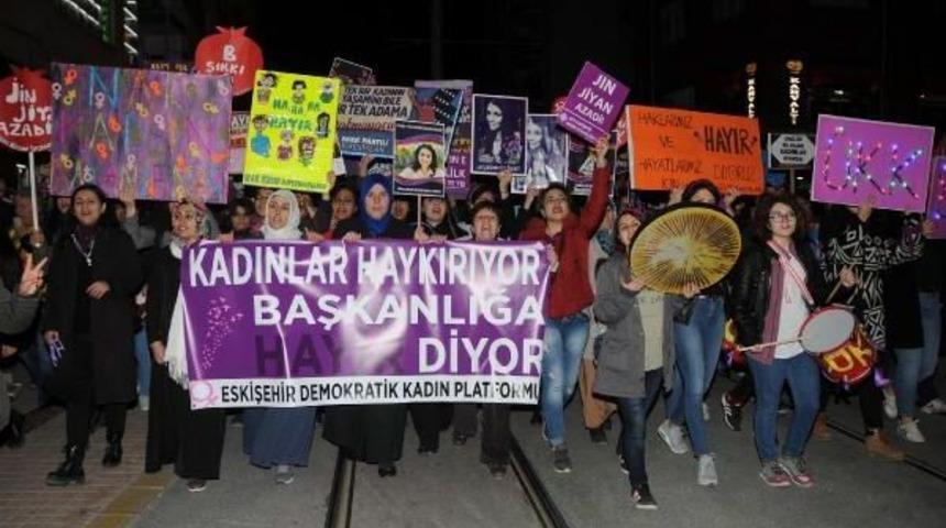 Eskişehir'de Kadınlar Y&uuml;r&uuml;d&uuml;