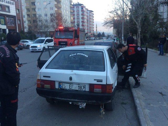 Otomobilde Söndürülmeyen Sigara Yangına Neden Oldu