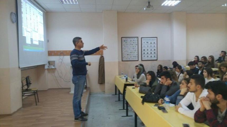 Advak&rsquo;tan Borsa Yarışmasına Katılacak Olan &Ouml;ğrencilere Destek