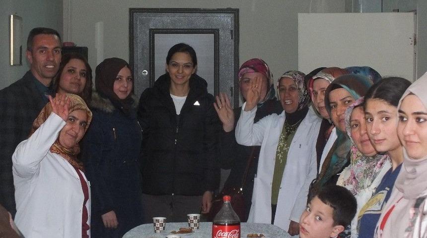 Malazgirt&rsquo;te Aile Destek Merkezi A&ccedil;ıldı