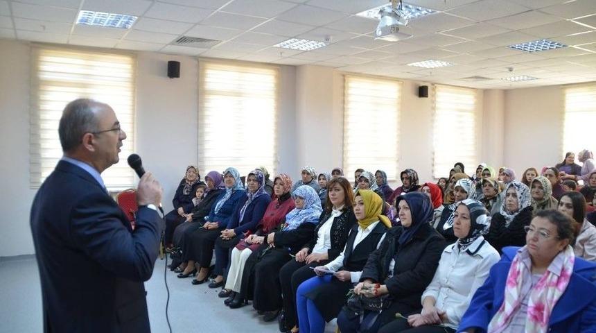 B&uuml;nyan&rsquo;da 8 Mart D&uuml;nya Kadınlar G&uuml;n&uuml; Kutlandı