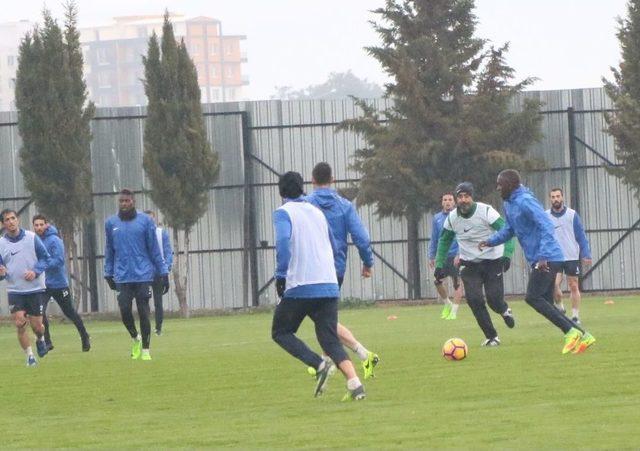 Akhisar Belediyespor’da Trabzonspor Maçı Hazırlıkları Başladı