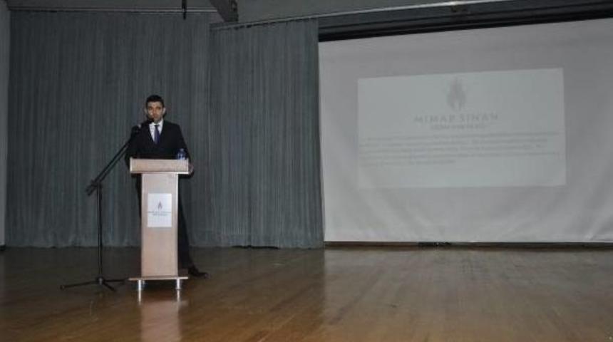 &Uuml;niversiteli Abla Ve Ağabeylerinden Kadın Erkek Eşitliğini Dinlediler