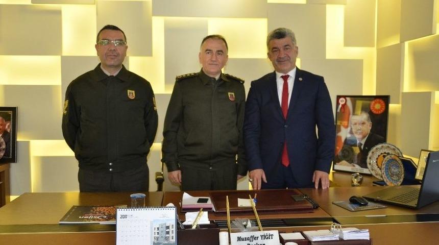 Komutandan, Başkan Yiğit&rsquo;e Ziyaret
