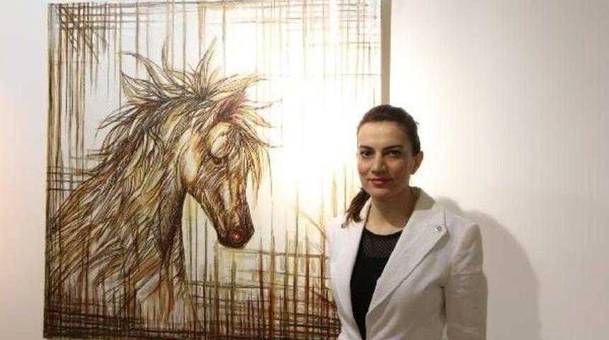 Kadın Sanat&ccedil;ılar 8 Mart&rsquo;Ta İk&uuml;'de Buluştu